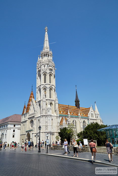 Driving to Budapest - autotravels