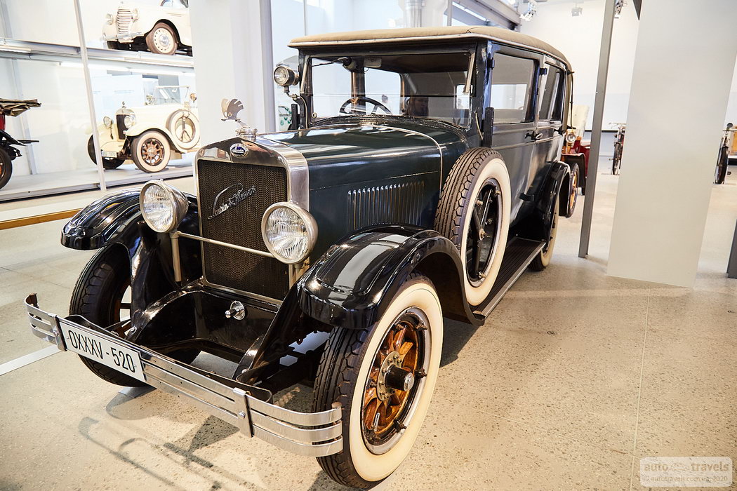 Завод та музей Шкода (Skoda) - автомобілем по Чехії