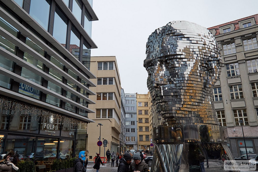 Кафка Прага на автомобілі