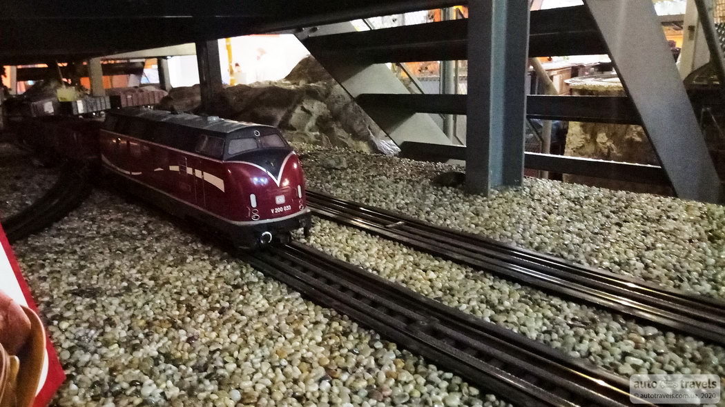 Ресторан Vytopna Railway - в Прагу на авто